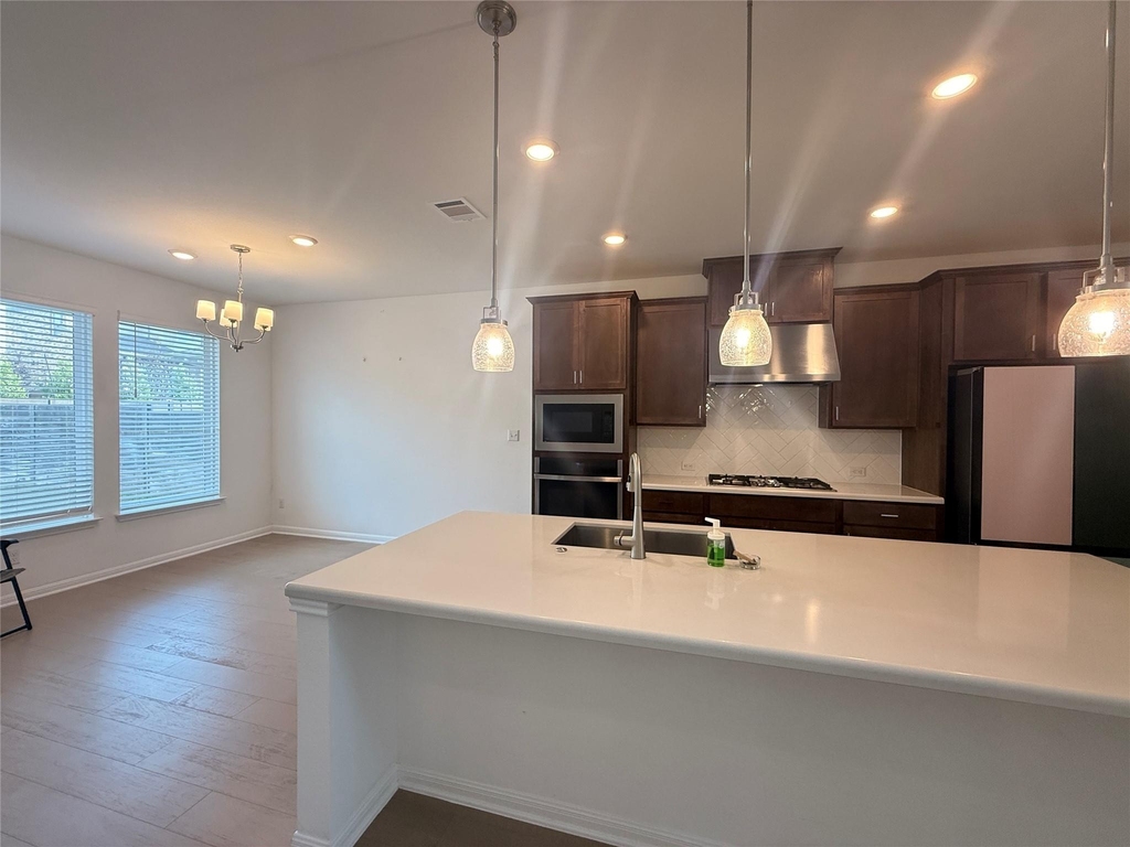628 Leeward Pass - Photo 5