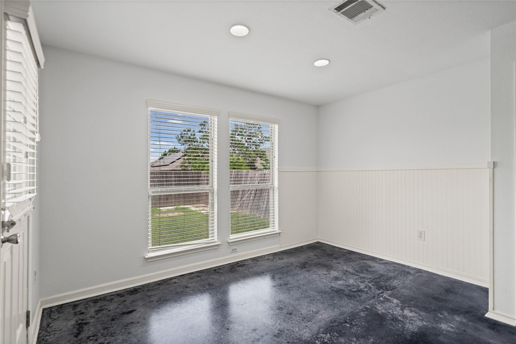 15105 Verela Dr - Photo 6