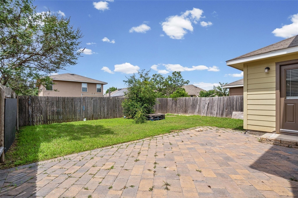 15105 Verela Dr - Photo 17