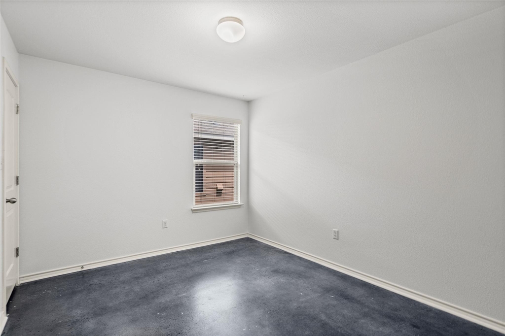 15105 Verela Dr - Photo 8