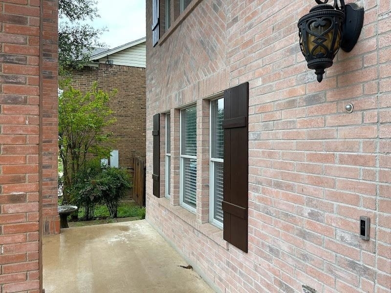 1825 Red Rock Dr - Photo 2