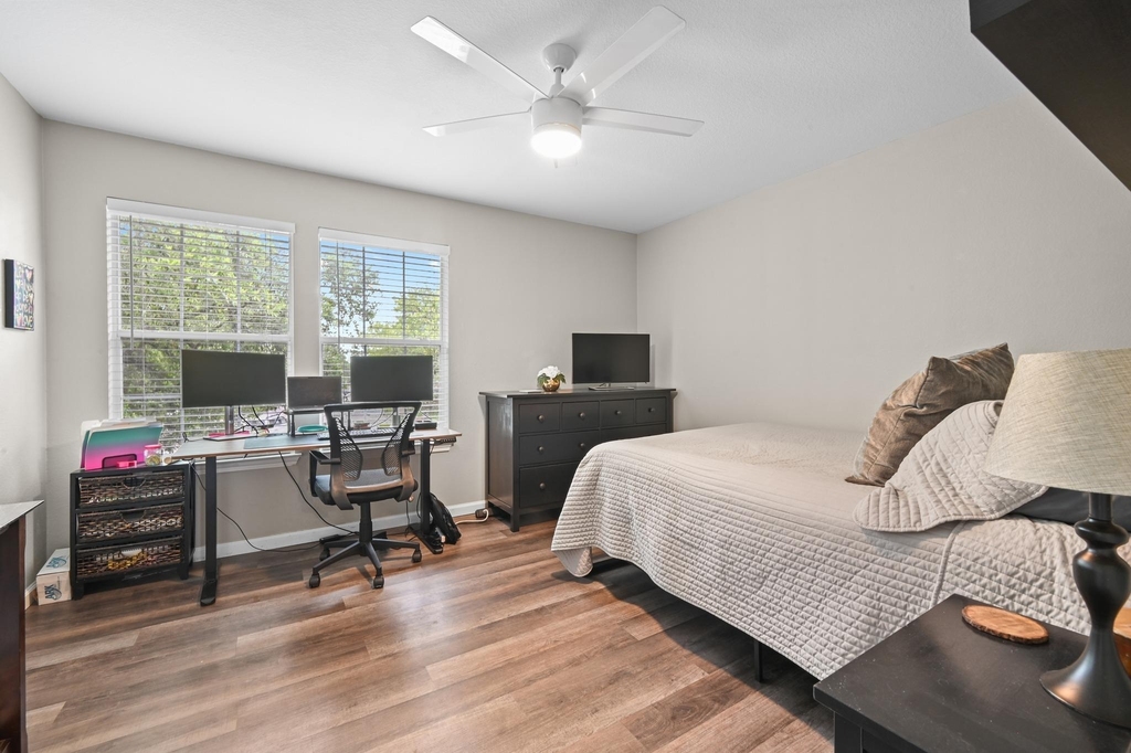 1414 Strickland Dr - Photo 18