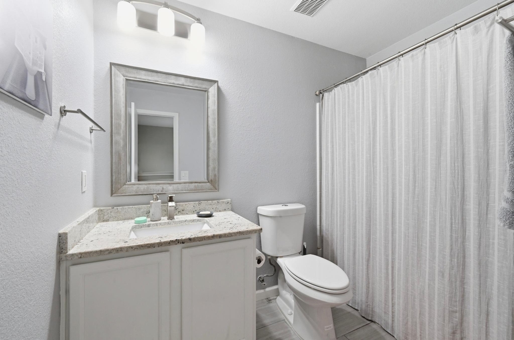 1414 Strickland Dr - Photo 19
