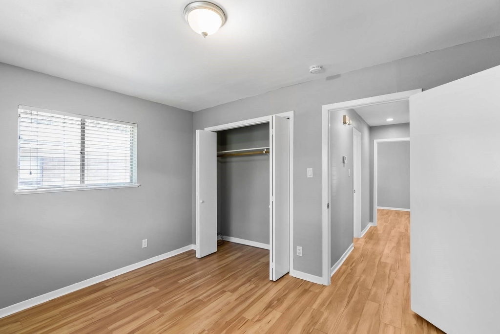2205 Lanier Dr - Photo 10