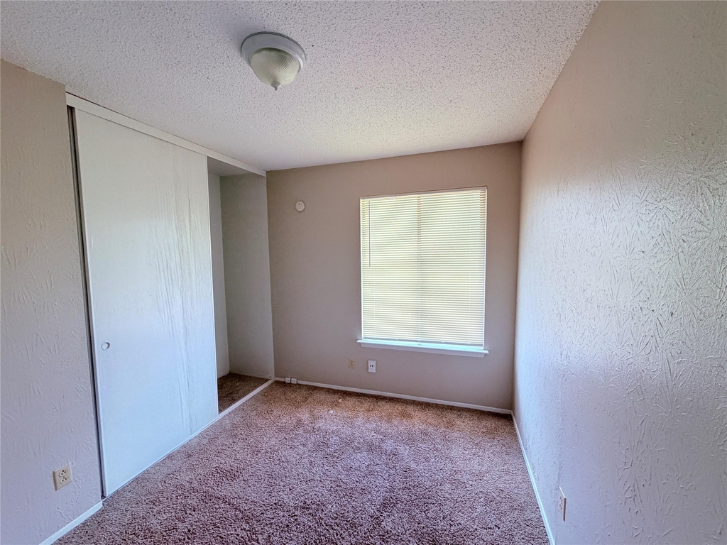 9611 Blue Creek Ln - Photo 30