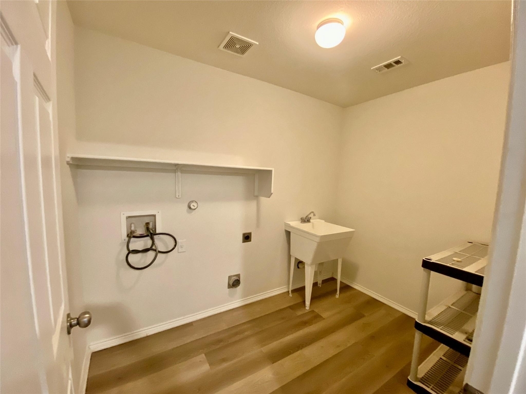 108 King Elder Ln - Photo 7