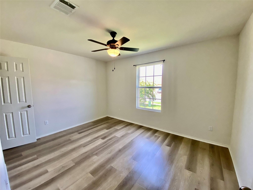 108 King Elder Ln - Photo 9