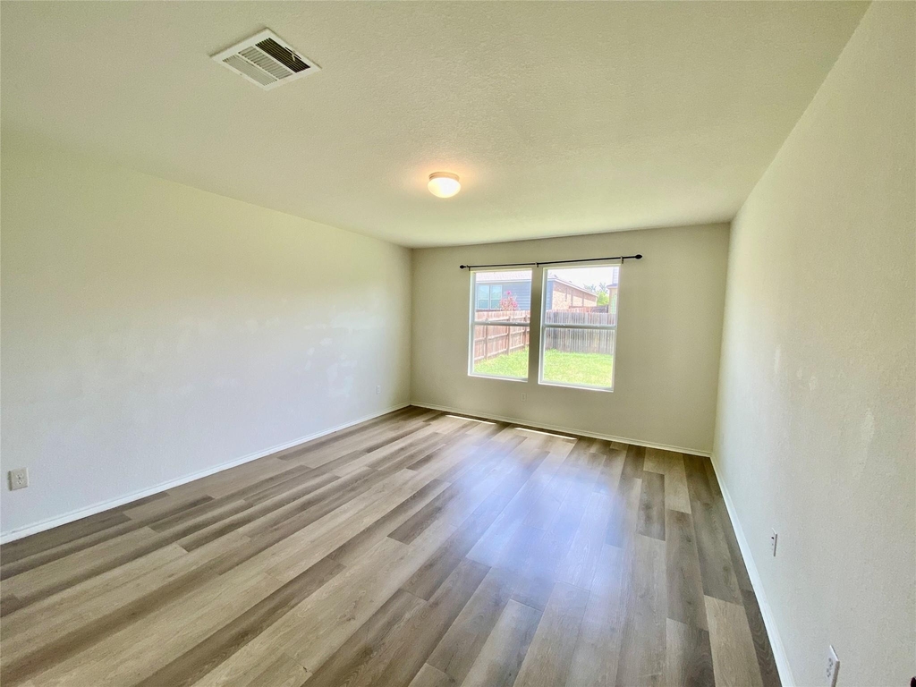 108 King Elder Ln - Photo 3