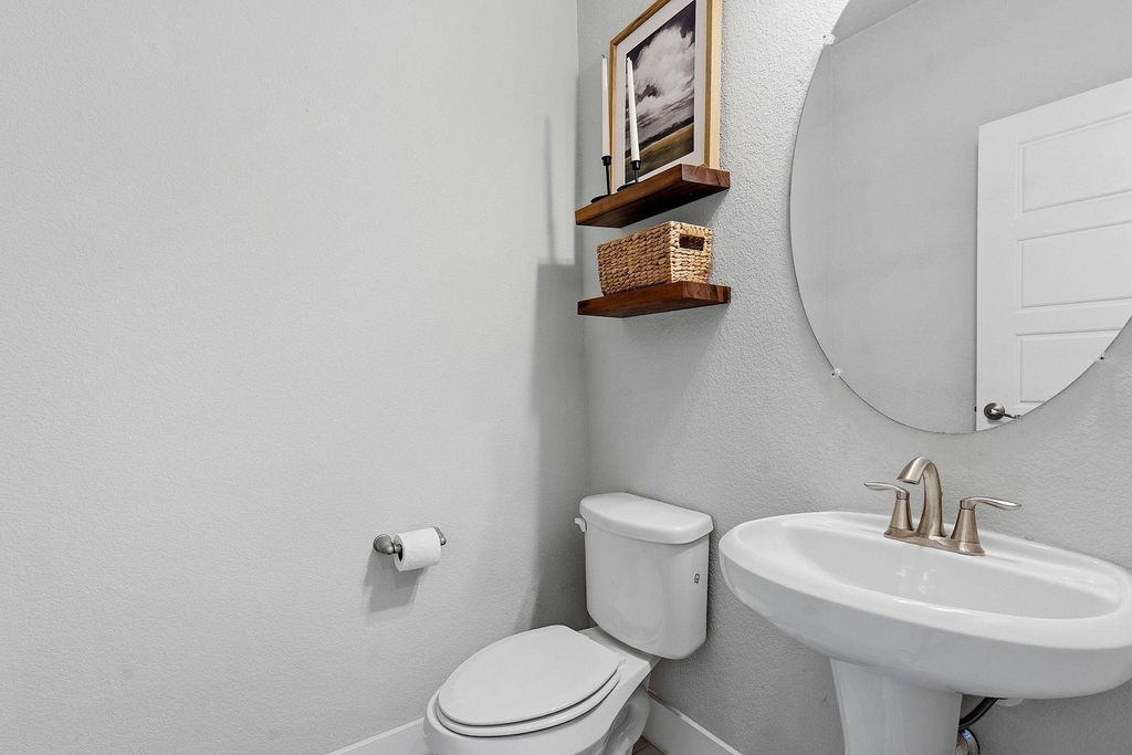 7402 Buchholz St - Photo 18