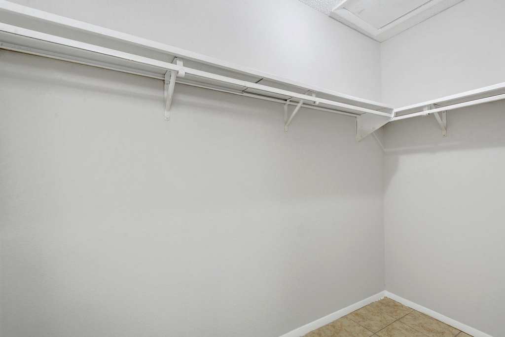 12207 Alderbrook Dr - Photo 17