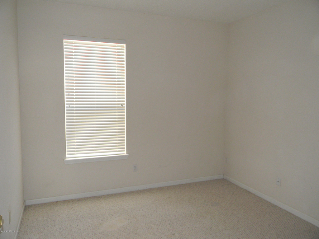 10599 Roundwood Glen Court - Photo 15