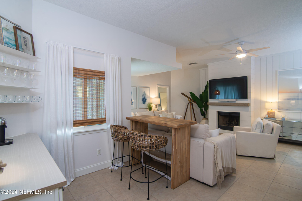 2402 Seagate Lane N - Photo 12