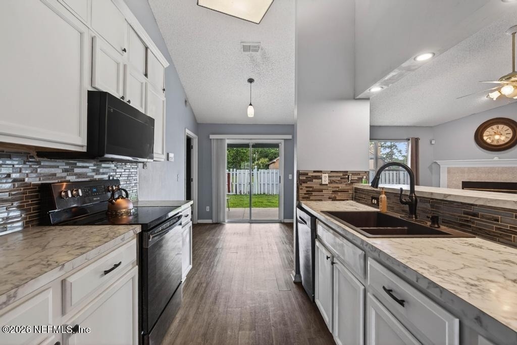 10842 Lydia Estates Drive - Photo 16