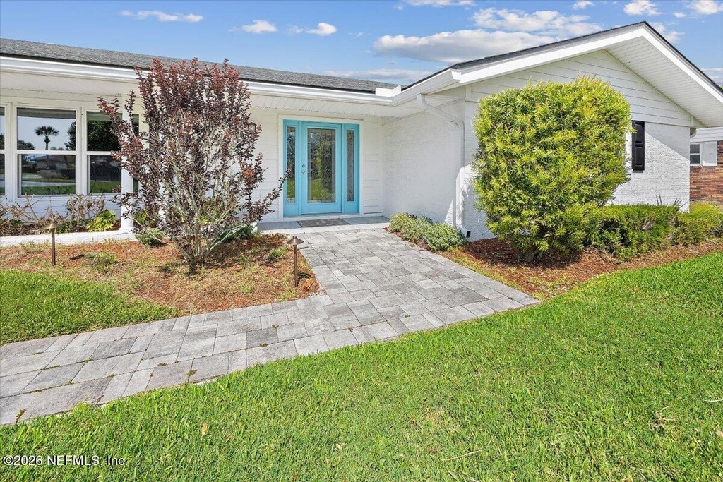 236 Pablo Road - Photo 0