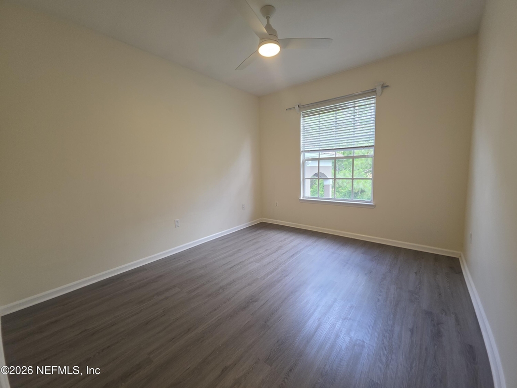 10550 Baymeadows Road - Photo 3