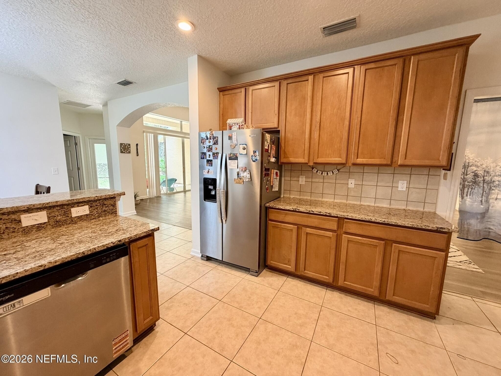 2411 Golfview Drive - Photo 6
