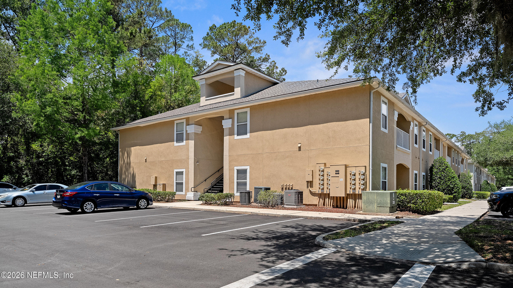 6099 Maggies Circle - Photo 5