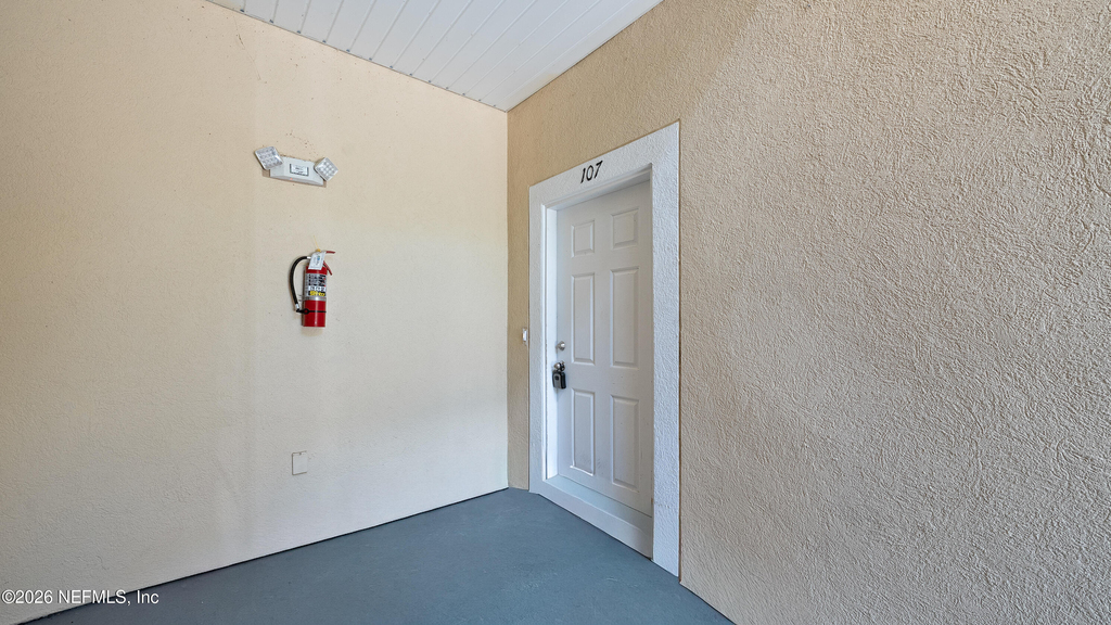 6099 Maggies Circle - Photo 3