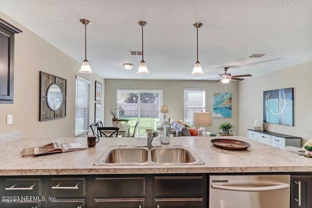 1308 Lake Shore Boulevard - Photo 1