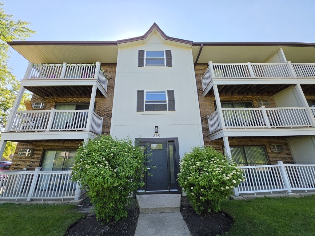 225 Gregory Street - Photo 9