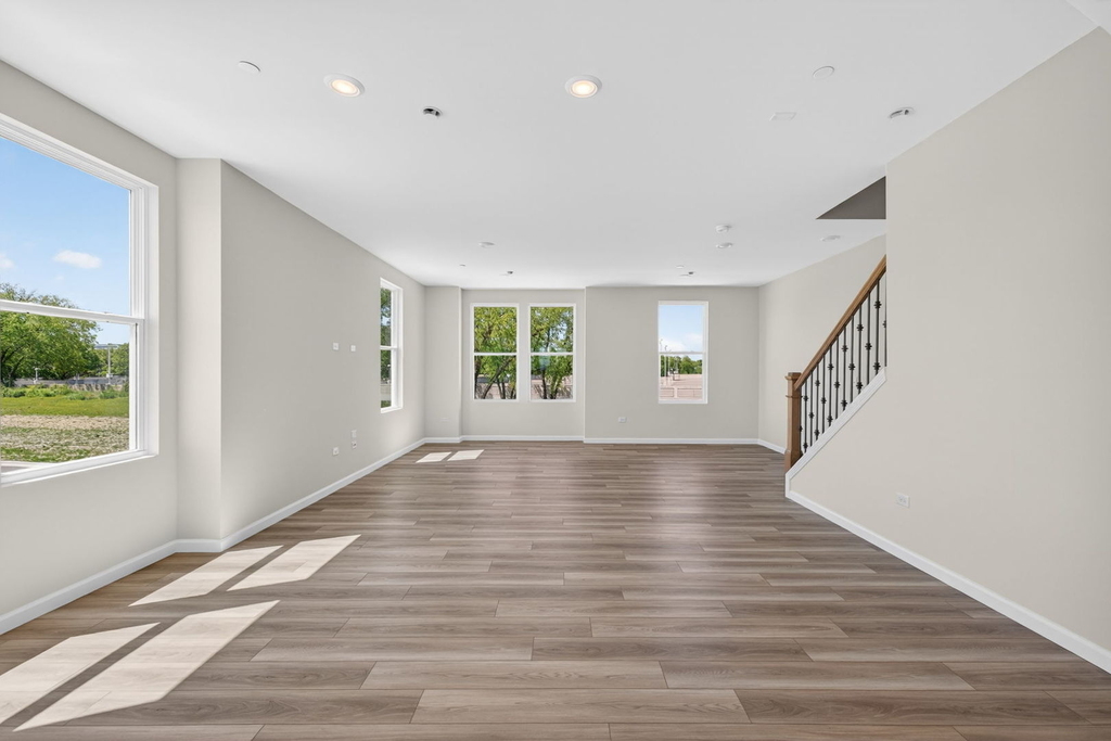 2635 Lohan Way - Photo 8