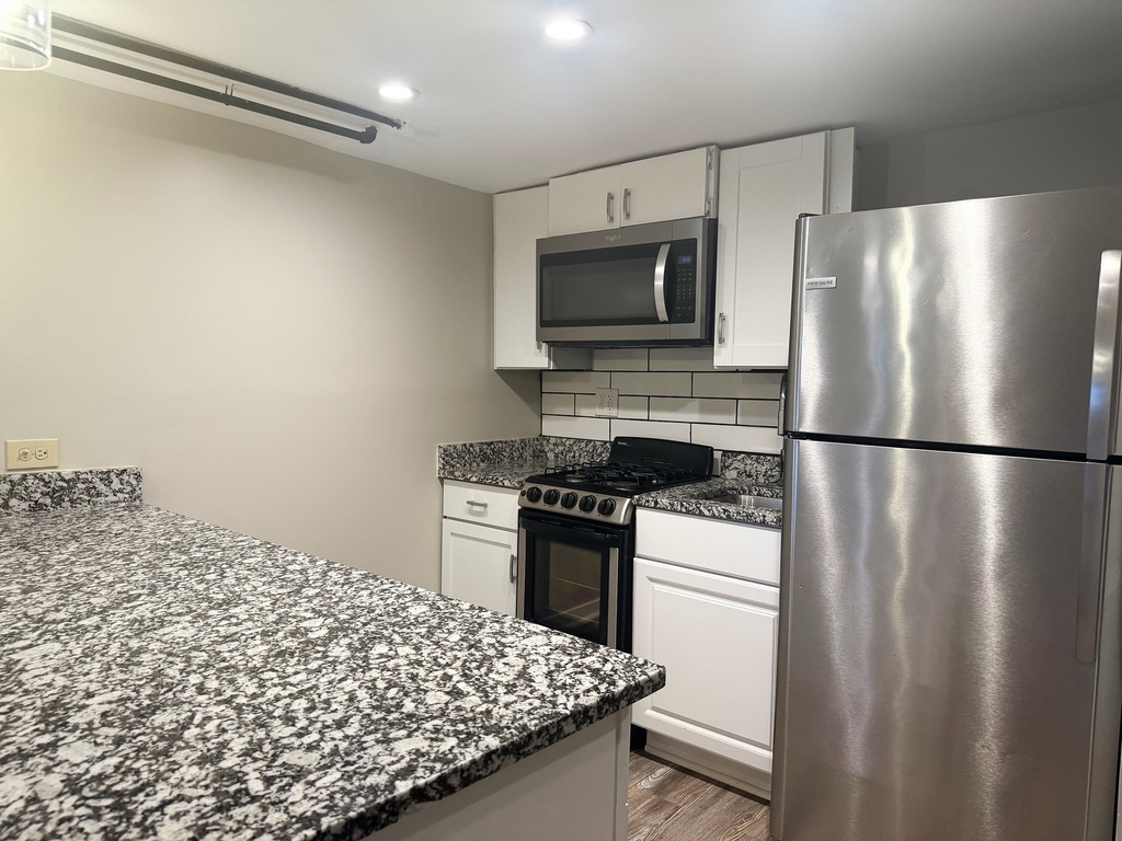 6758 S Karlov Avenue - Photo 2