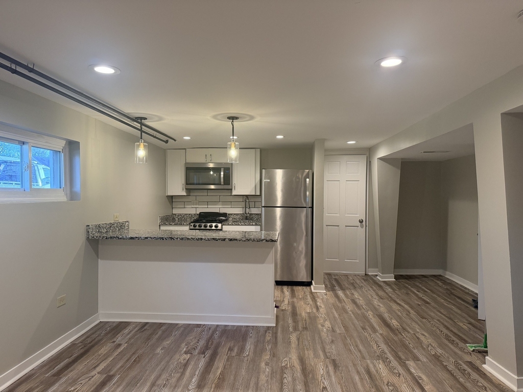 6758 S Karlov Avenue - Photo 7