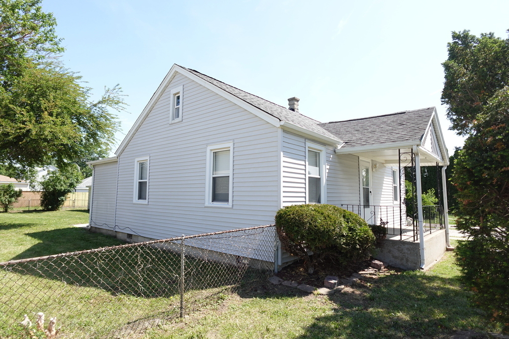 5834 W 89th Place - Photo 28