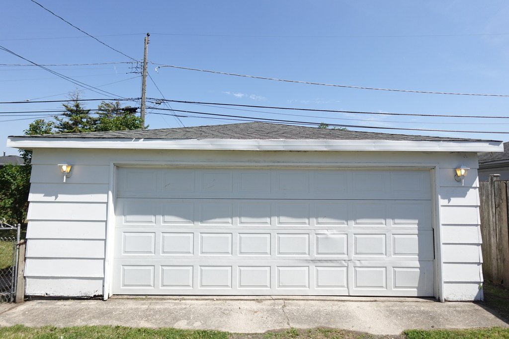 5834 W 89th Place - Photo 1