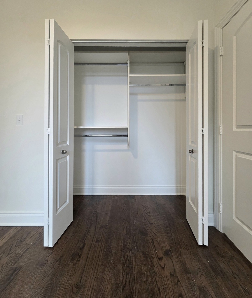 1537 N Orleans Avenue - Photo 13