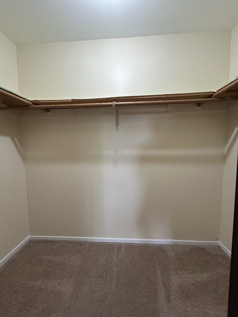 1077 Dickens Way - Photo 7