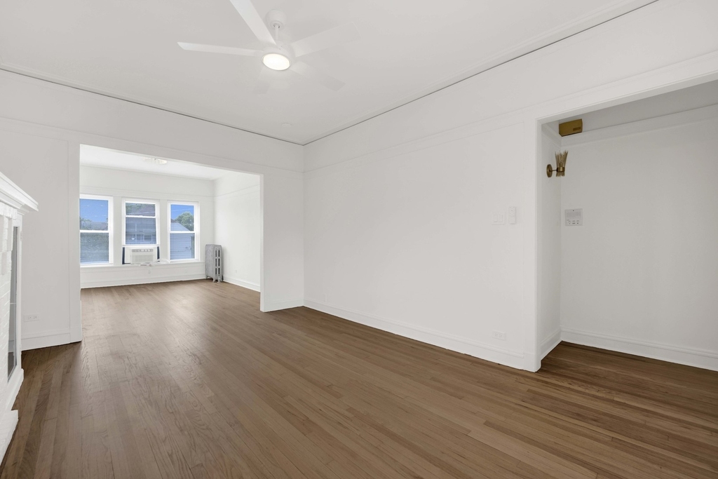 2107 W Eastwood Avenue - Photo 9