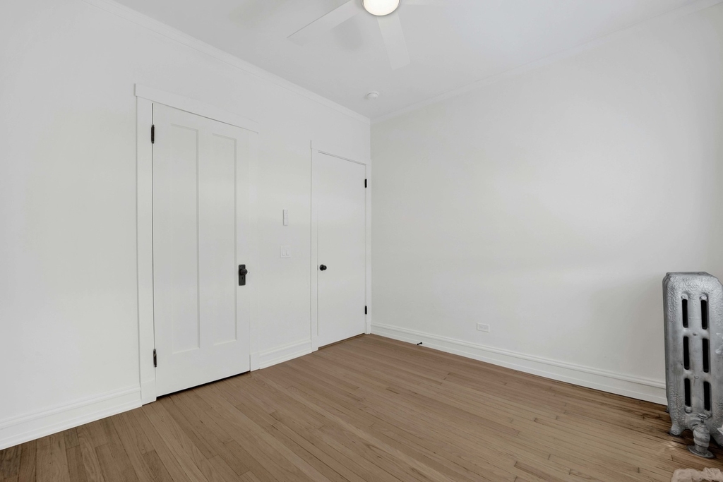 2107 W Eastwood Avenue - Photo 13