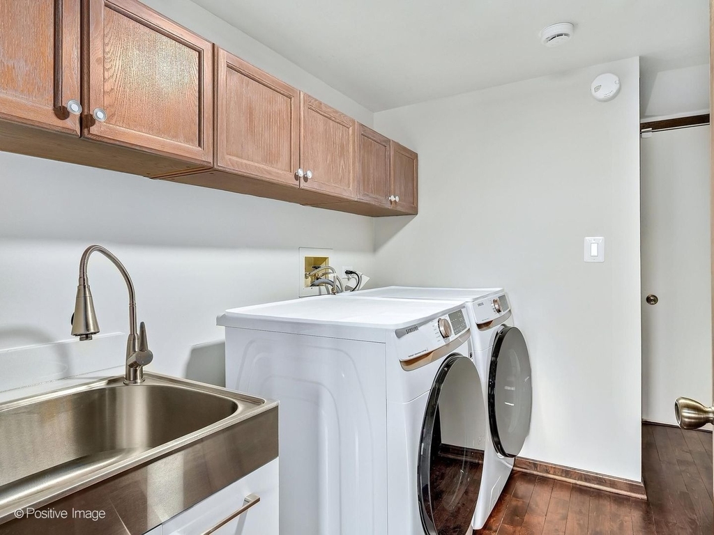 887 Braintree Lane - Photo 12