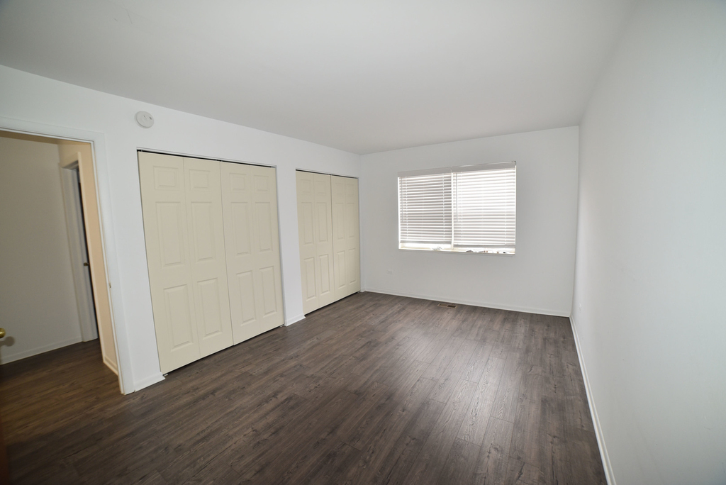 437 N Cambridge Drive - Photo 11