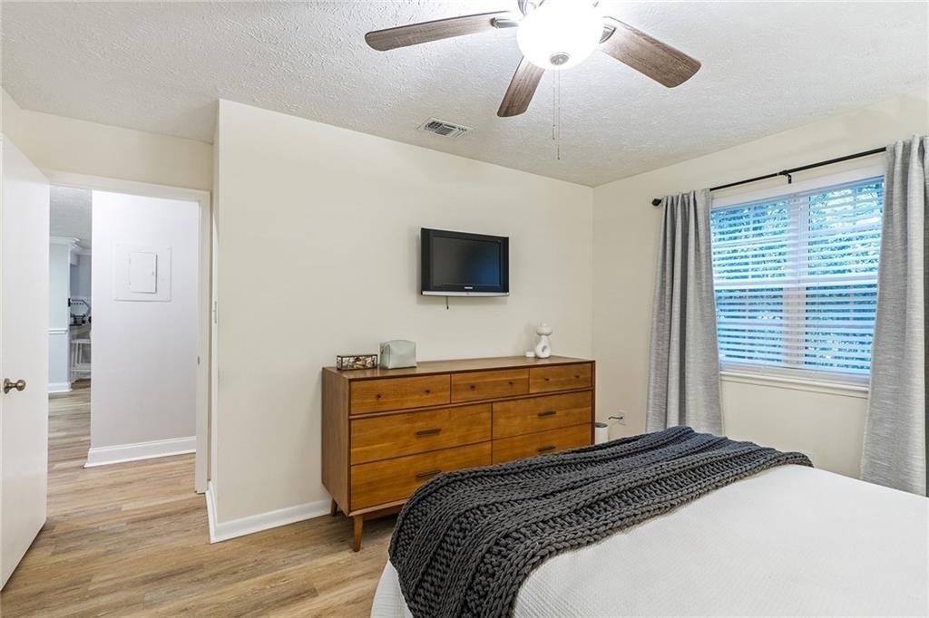 6800 Glenridge Drive - Photo 18