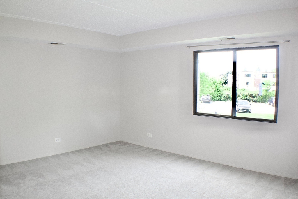 475 Plum Creek Drive - Photo 7