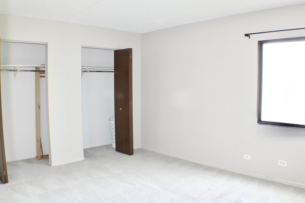 475 Plum Creek Drive - Photo 5