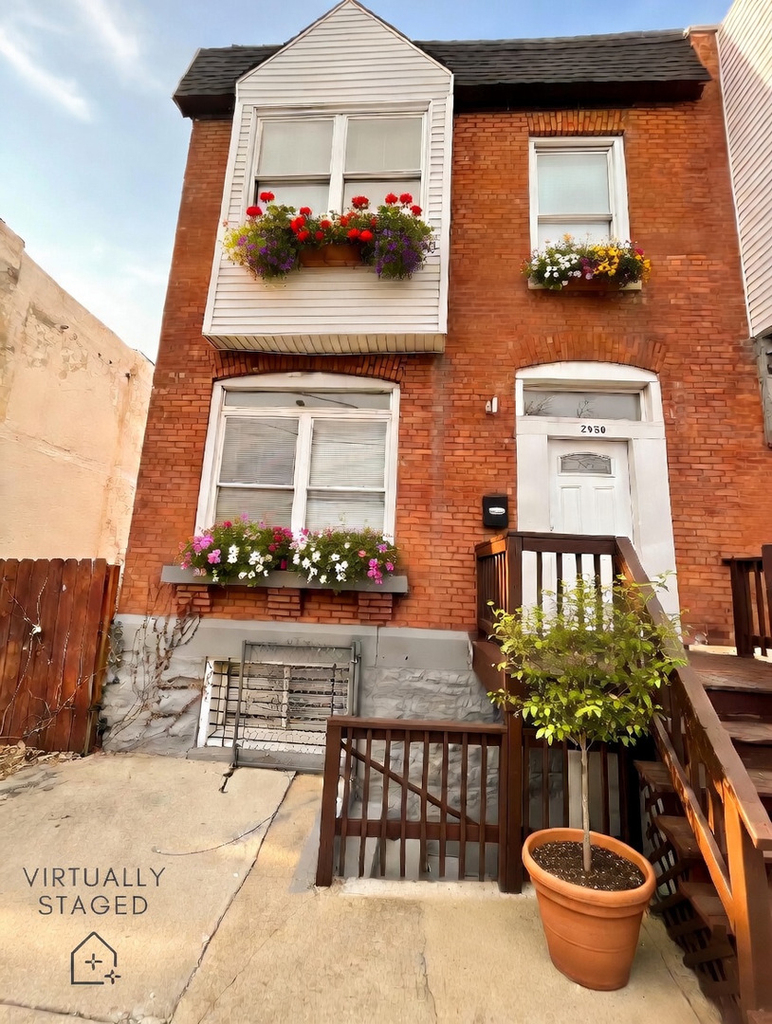 2950 W Monroe Street - Photo 0