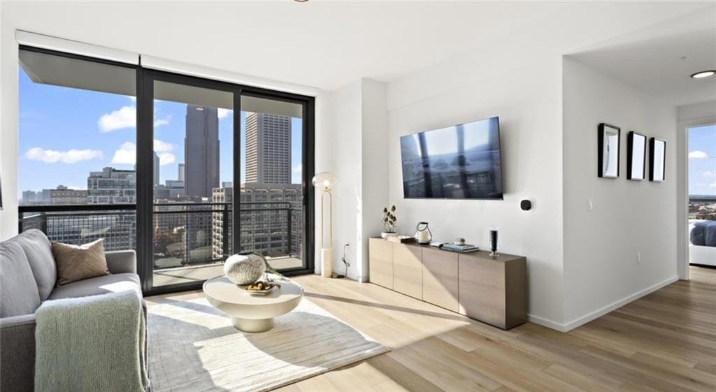 811 Peachtree Street Ne - Photo 5