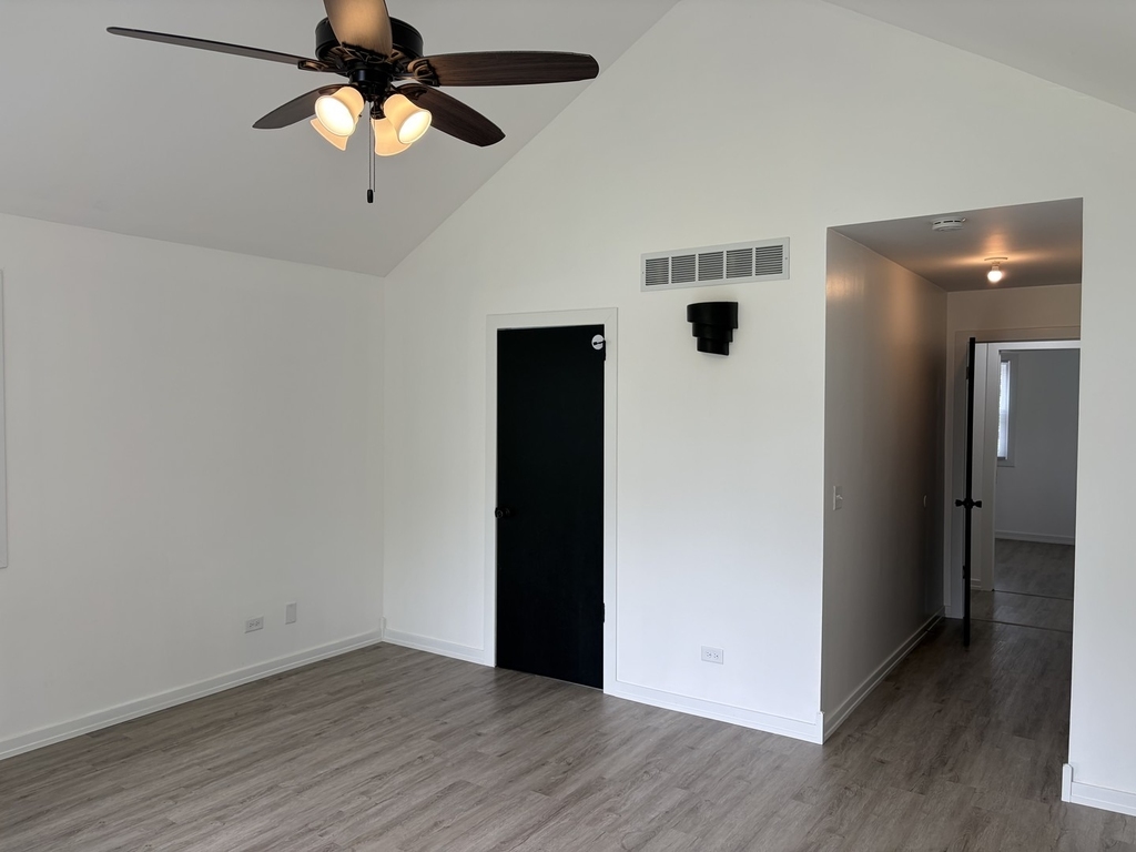 8365 W Lincoln Highway - Photo 8