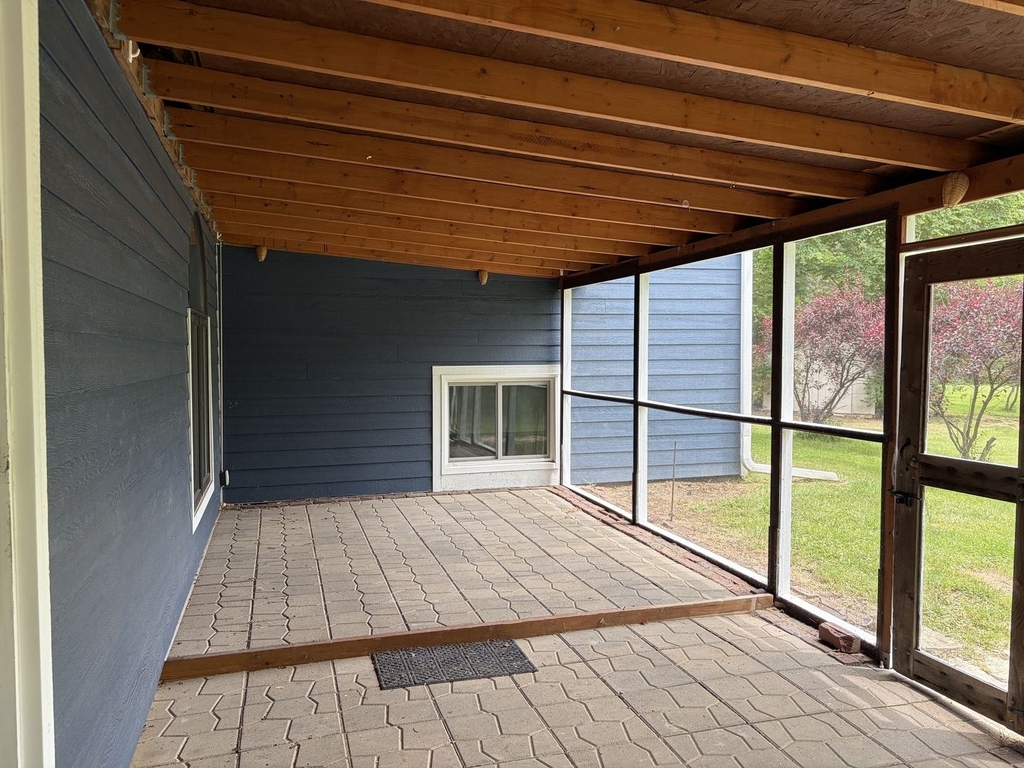 8365 W Lincoln Highway - Photo 18