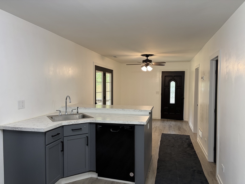 8365 W Lincoln Highway - Photo 6
