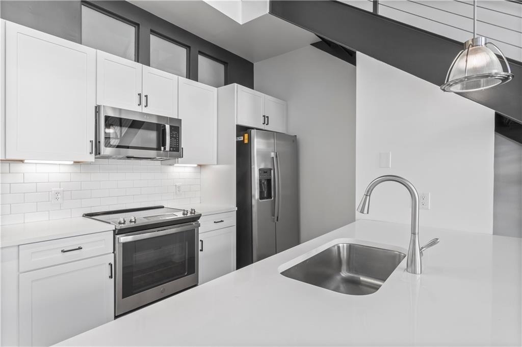 230 18th Street - Photo 7