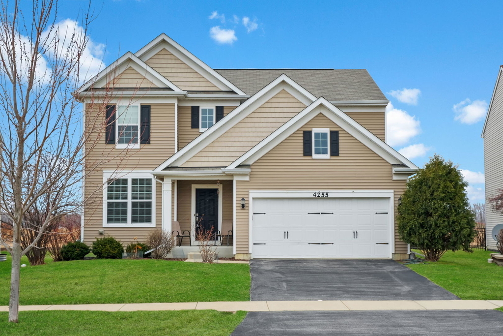 4255 Fraser Circle - Photo 0
