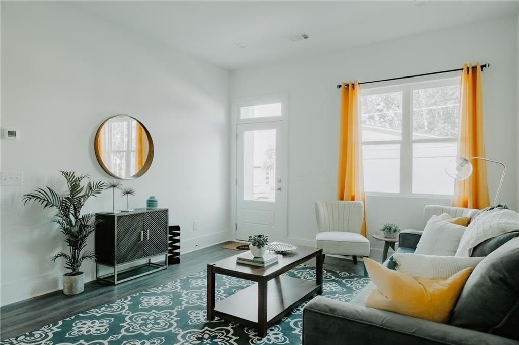 123 Mayson Avenue Ne - Photo 3