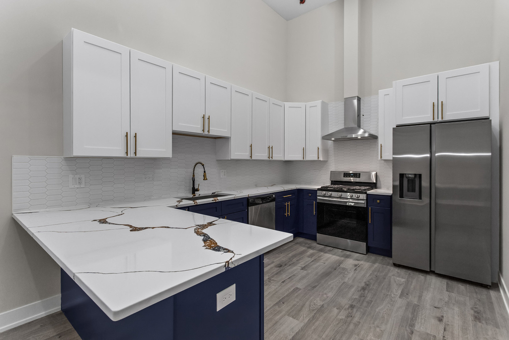 3214 W Lawrence Avenue - Photo 4