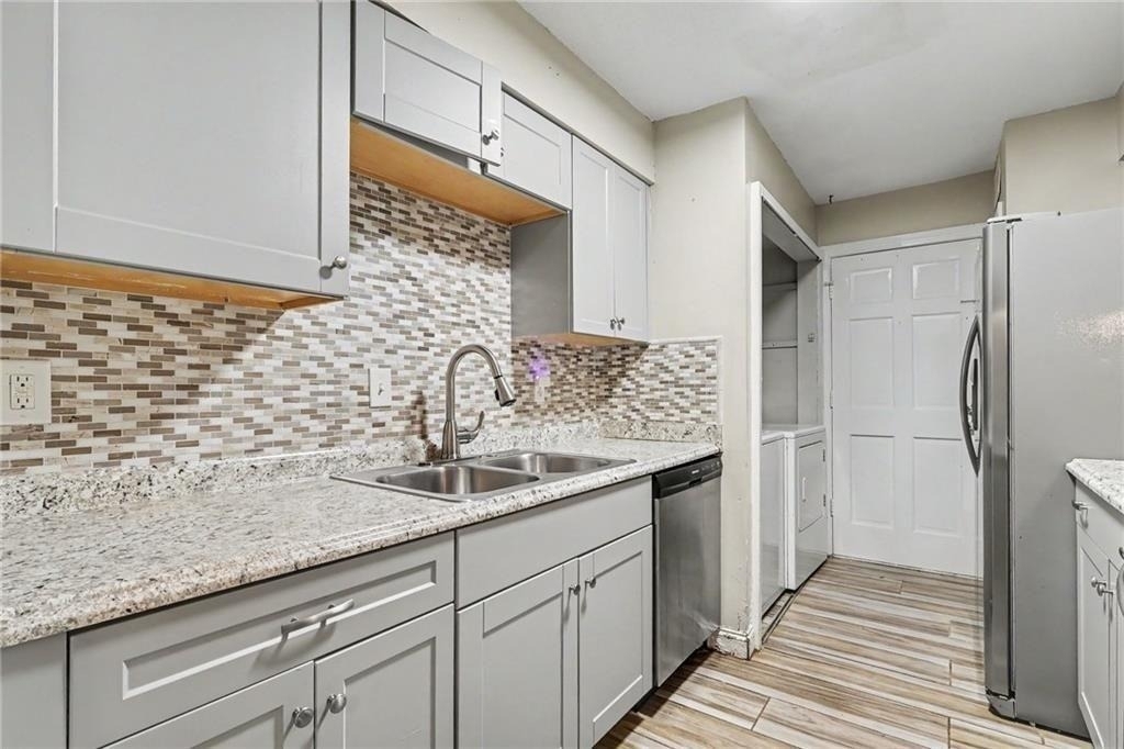 129 Rue Fontaine - Photo 12