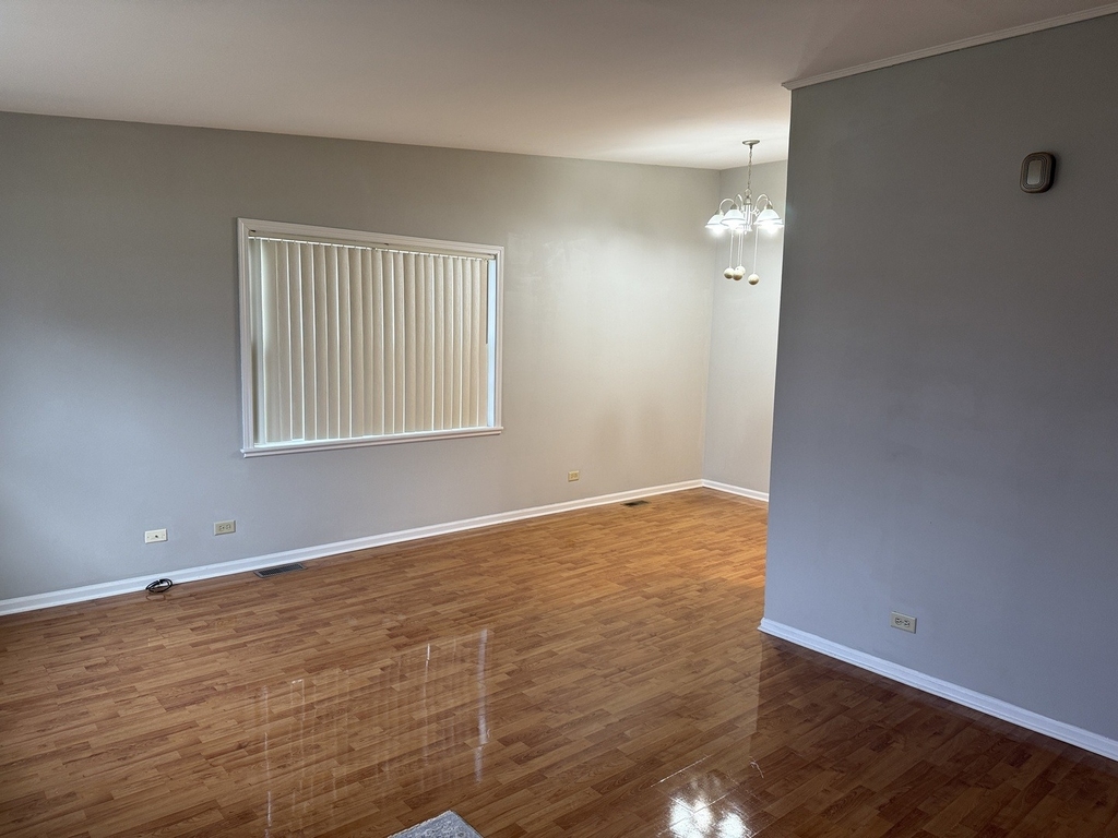 410 Ashwood Court - Photo 22