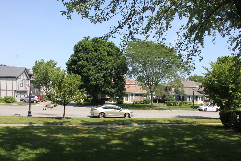 410 Ashwood Court - Photo 23